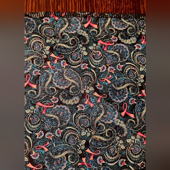 Pet Dog Bandana Scarf Blue w/pink Breast Cancer Emblem NWOT $9 Med Size 12"x24" - Picture 2 of 2